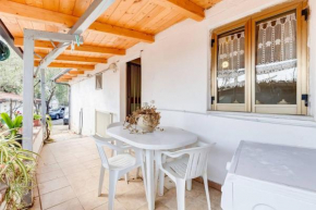 One bedroom appartement at Pisciotta 200 m away from the beach with furnished terrace